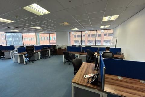 Office to rent, OFFICES TO LET