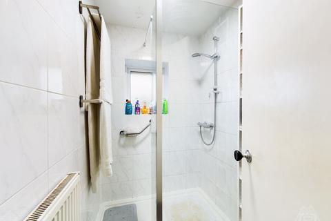 39 Claydon Crescent, Basildon, SS14 2HE