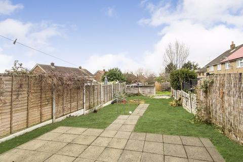 39 Claydon Crescent, Basildon, SS14 2HE