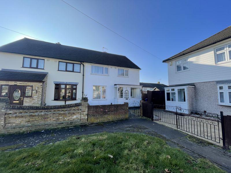 Foyle Drive, South Ockendon 3 bed semidetached house for sale £375,000