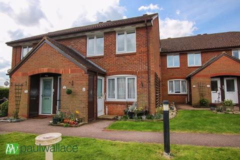 1 bedroom retirement property for sale, Rose Court, West Cheshunt
