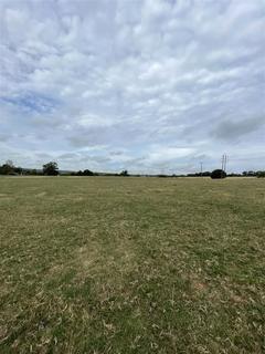 Land to rent, Mount Road, Theydon Garnon, Epping, Essex, CM16