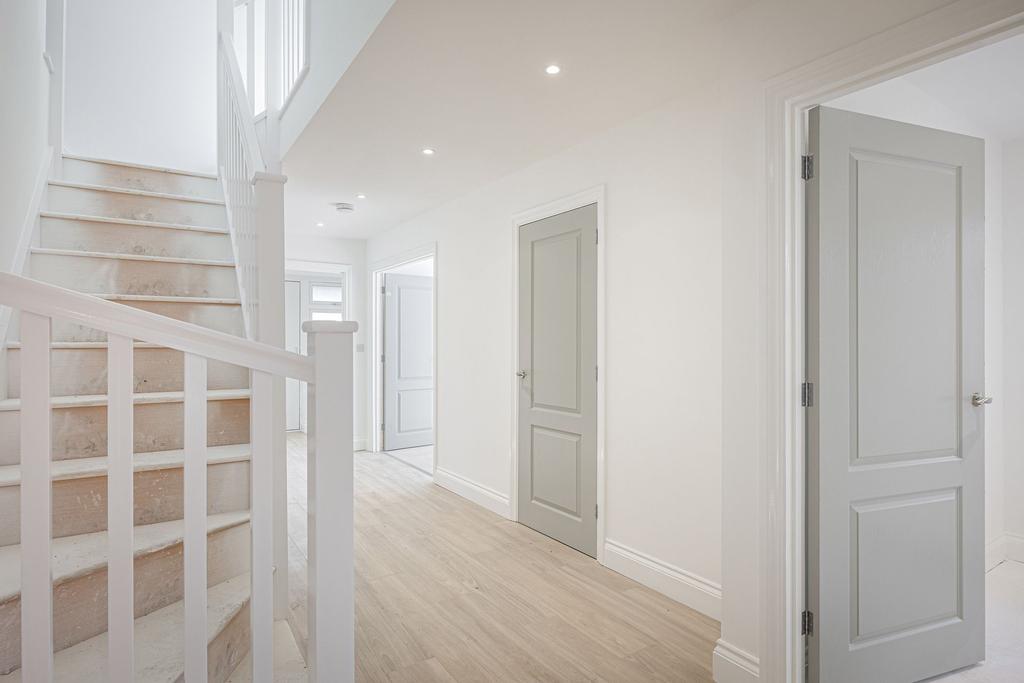 Hall to Bedrooms