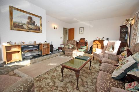 Coppar Bryn Caernarvon Road, Pwllheli, LL53 6TT