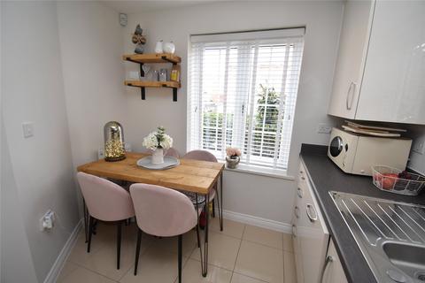 12 Abacot Grove, Houghton Regis, Dunstable, LU5 6GE