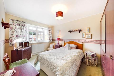 21 Caroline Crescent, Broadstairs, CT10 2XB
