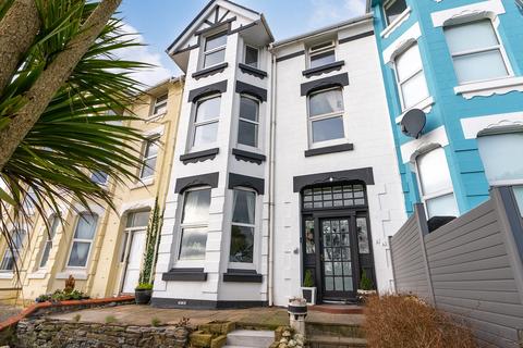 5 bedroom terraced house for sale - 9, Royal Avenue West, Onchan