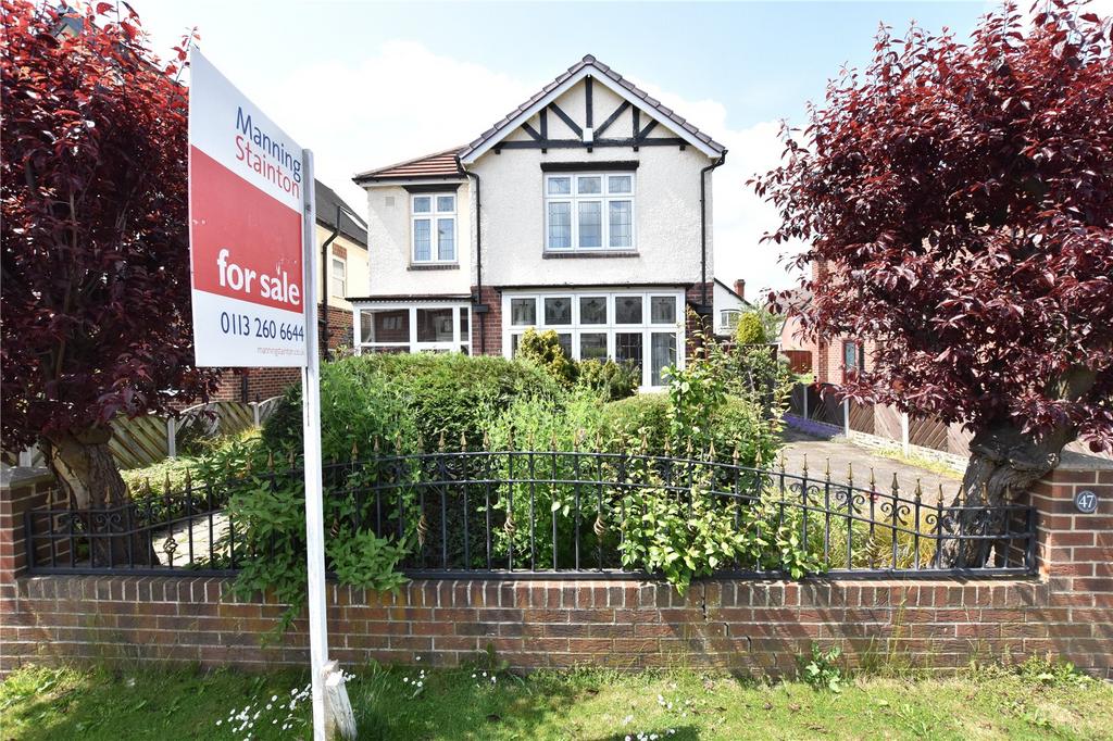 Park Avenue, Crossgates, Leeds, West Yorkshire 4 bed detached house for sale £435,000