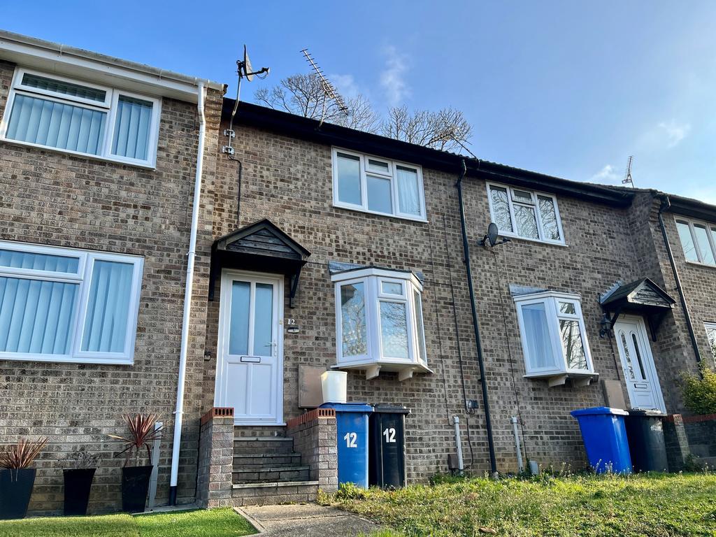 Acer Grove, Ipswich 2 bed terraced house £850 pcm (£196 pw)