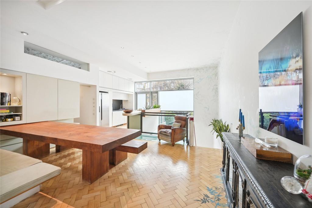 Kitchen/Reception