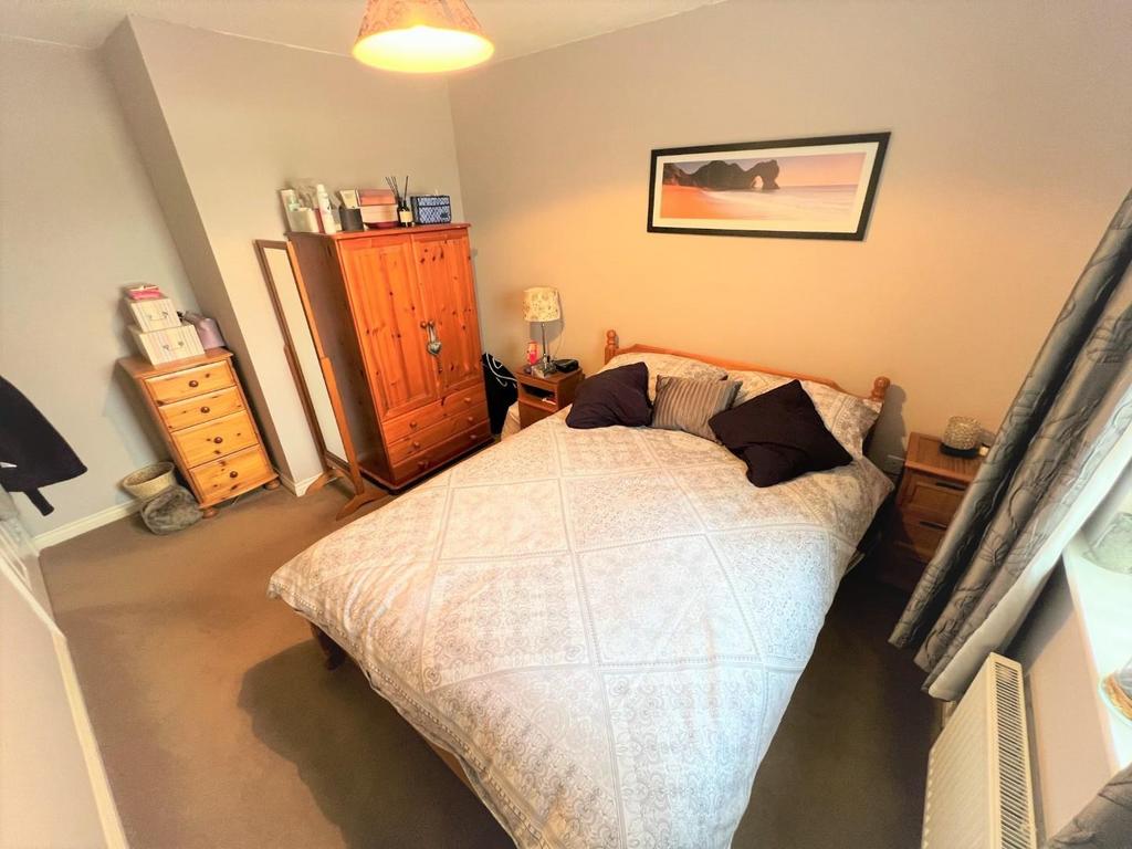 Bedroom two.JPEG