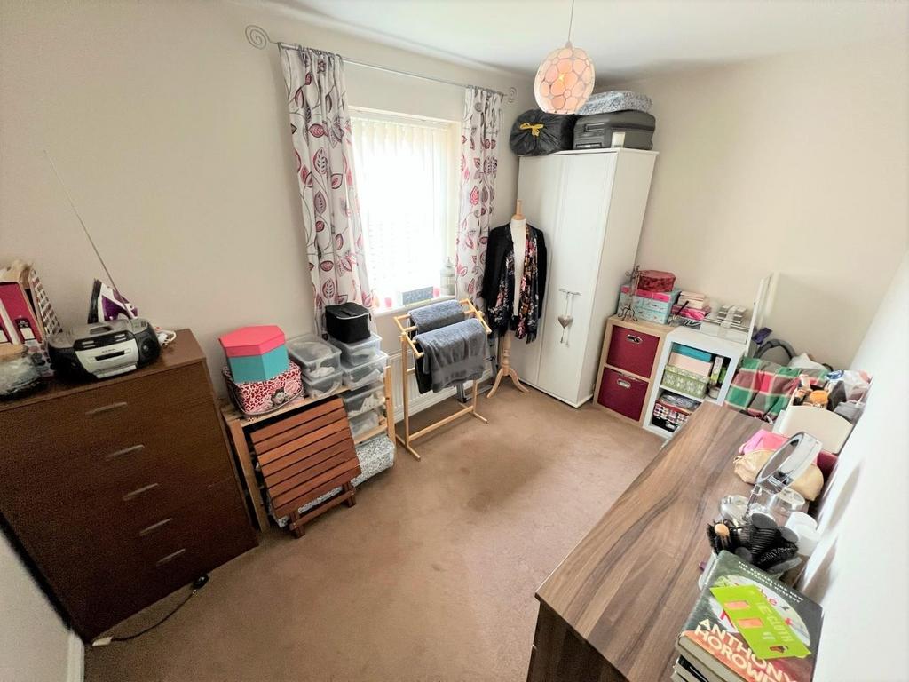 Bedroom 4.JPEG