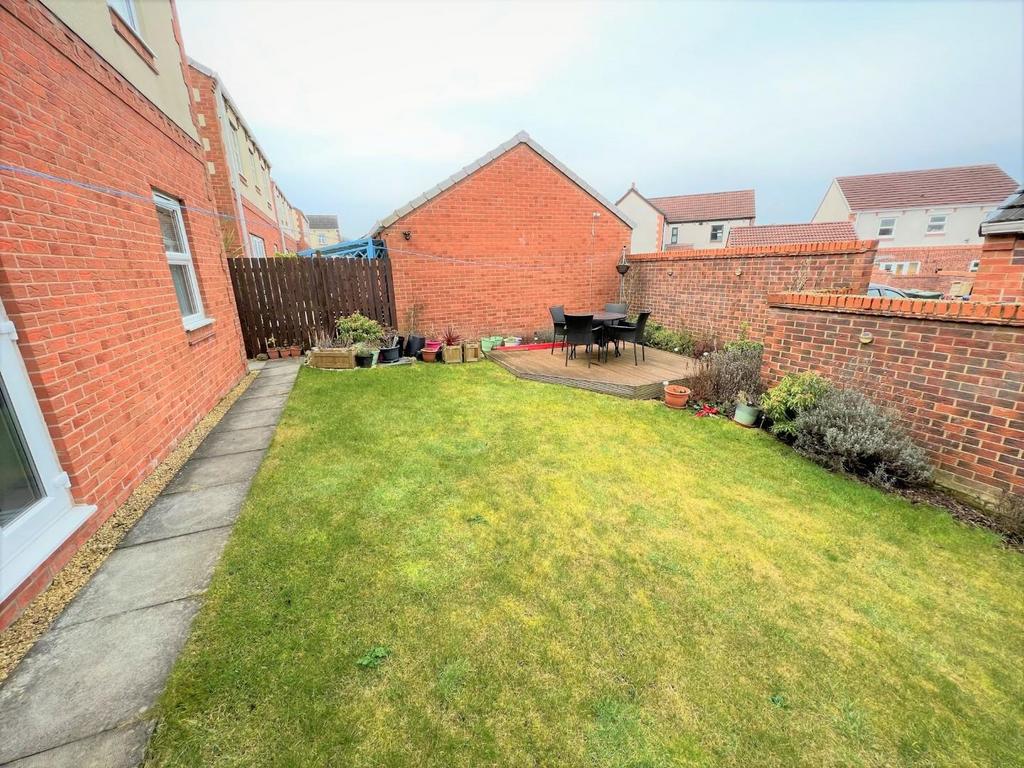 Rear garden.JPEG