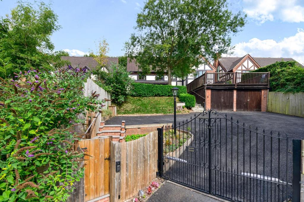 Acorn House, Wrigglebrook Lane, Kingsthorne, Hereford, HR2 8AW 5 bed