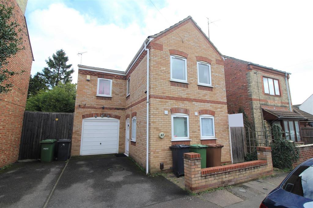 Gilpin Street, Peterborough 4 bed detached house for sale £310,000