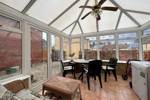 10 Downham View, Dursley, GL11 5GB