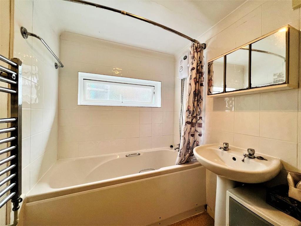 Bathroom.jpeg