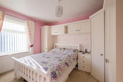 3 bedroom semi-detached house for sale - Carr Street, Marsh, Huddersfield, HD3