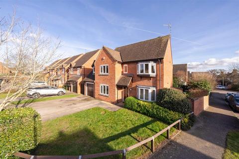 10 Highfield, Hatton Park, Warwick, CV35 7TQ