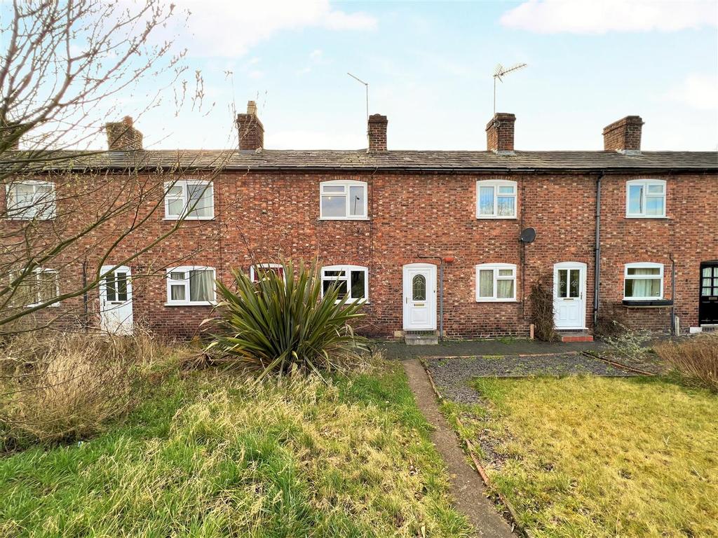 Charlotte Row, Ellesmere. 2 bed terraced house £145,000