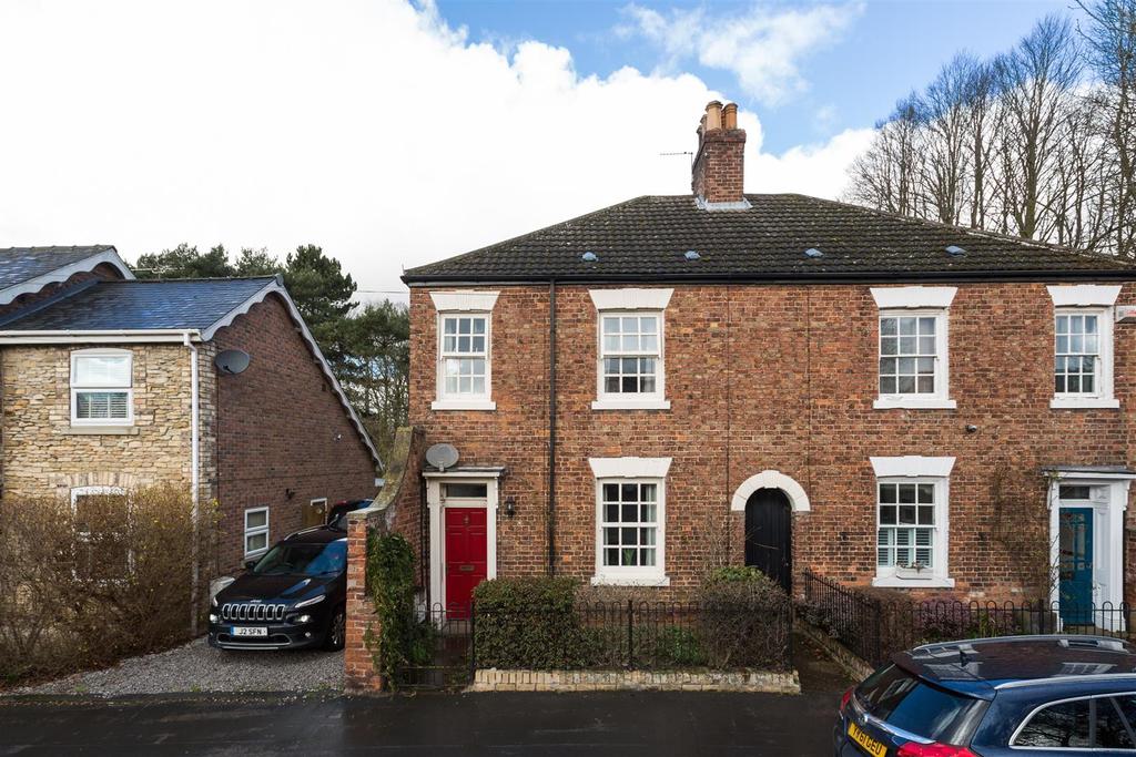 Church Street, North Cave, Brough 3 bed semidetached house £250,000