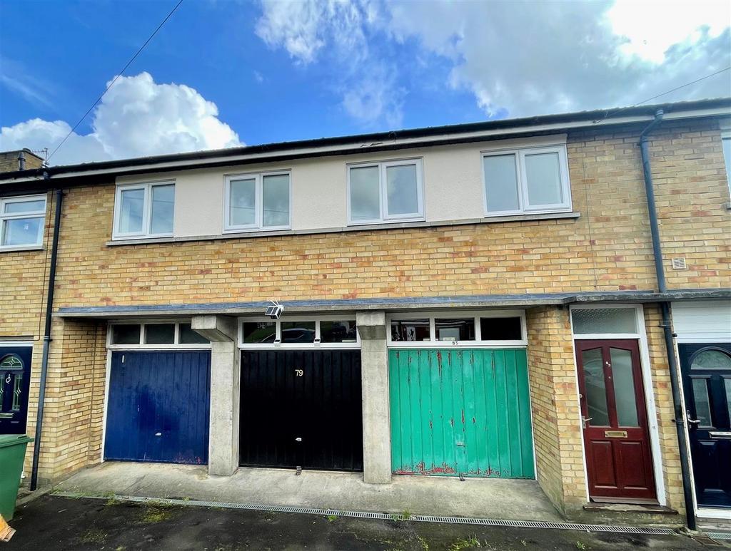 Brook Street, Chippenham 2 bed terraced house for sale £179,950