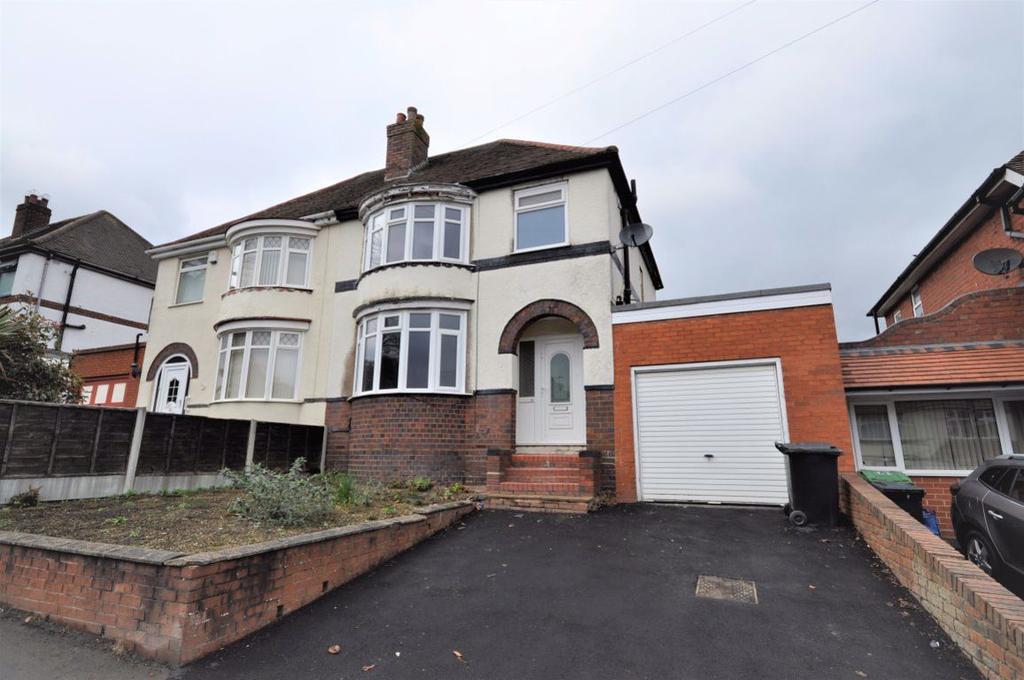 The Parade, Dudley 3 bed semidetached house £875 pcm (£202 pw)