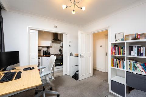 87d Talbot Road, London, W2 5JW