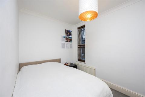 87d Talbot Road, London, W2 5JW