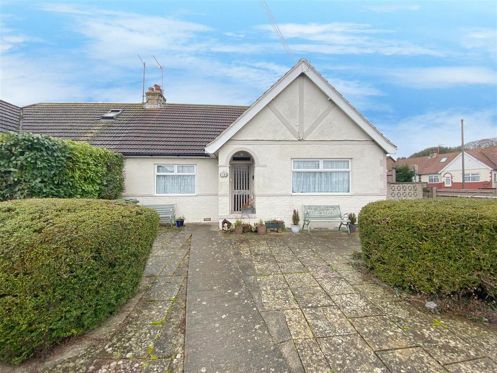 Grand Avenue, Lancing 2 bed semidetached house £325,000