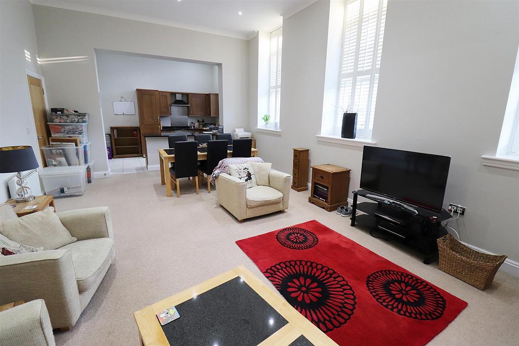Queens Manor, Bailey Avenue, Lytham... 2 bed apartment £244,950