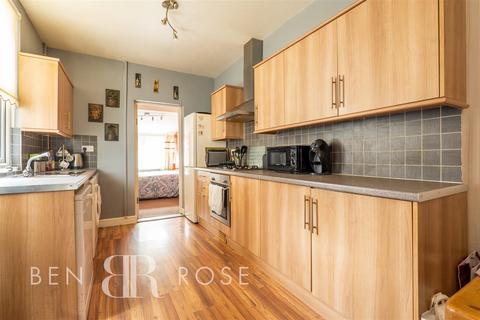 327 Station Road, Bamber Bridge, Preston, PR5 6EE