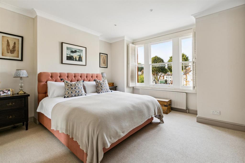 1b Cranbrook Road, W4 2 LH-5.jpg