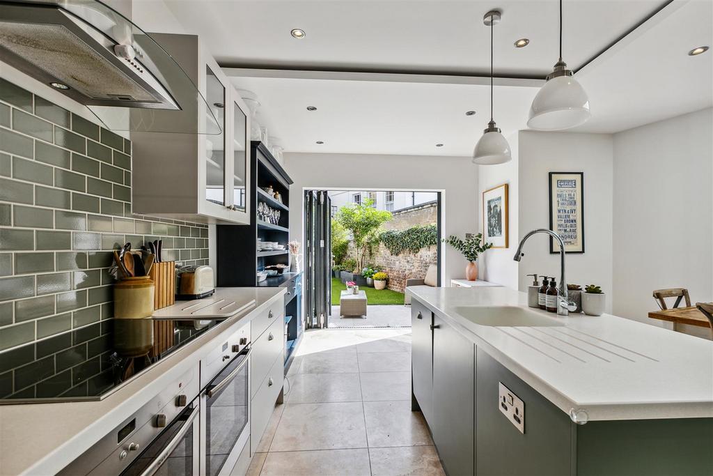 1b Cranbrook Road, W4 2 LH-17.jpg