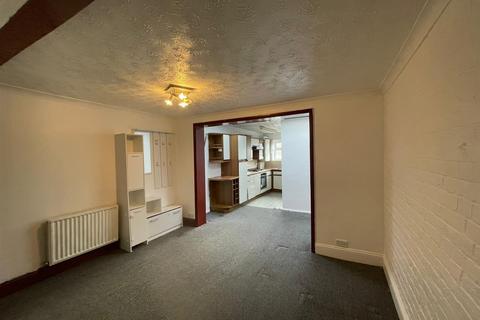 1 bedroom flat to rent, Church Street, Chatham