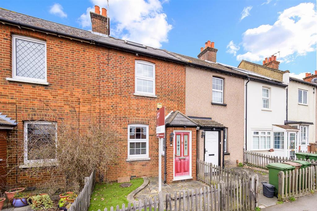 Malden Road, Cheam, Sutton 3 bed terraced house £500,000