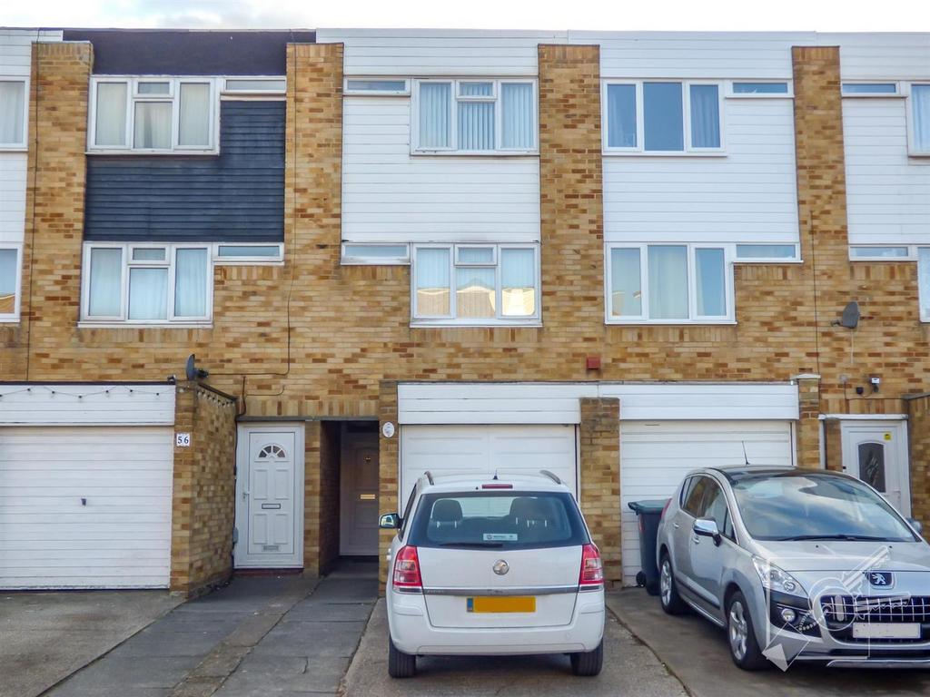Mulberry Road, Northfleet, Gravesend 3 bed house £320,000