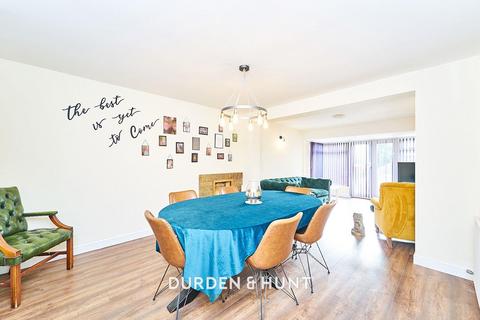 23 Upland Road, Thornwood, Epping, CM16 6NJ
