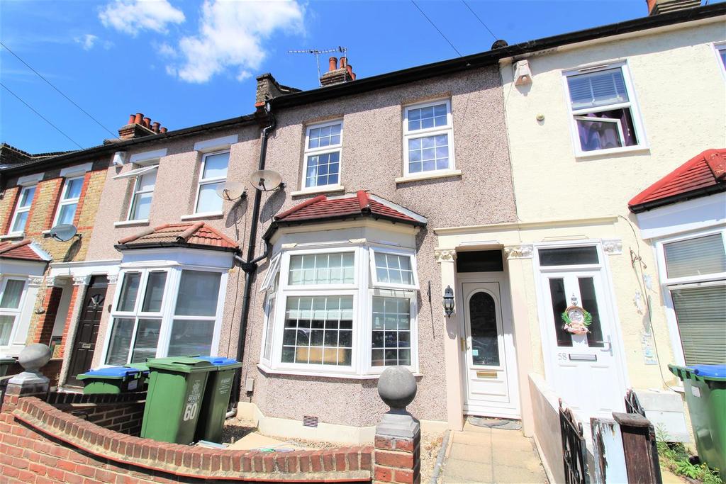 Horsa Road, Erith, Kent, DA8 1HD 3 bed terraced house £1,750 pcm (£