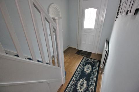 31 Birkdale Road, London, SE2 9HU
