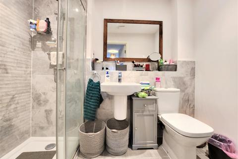 4 Birch Ride, Binfield, Bracknell, RG42 4GJ