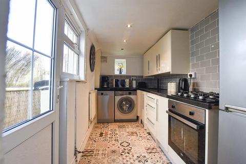 2 bedroom terraced house for sale - High Street, Wouldham