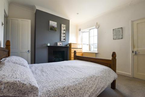 2 bedroom terraced house for sale - High Street, Wouldham