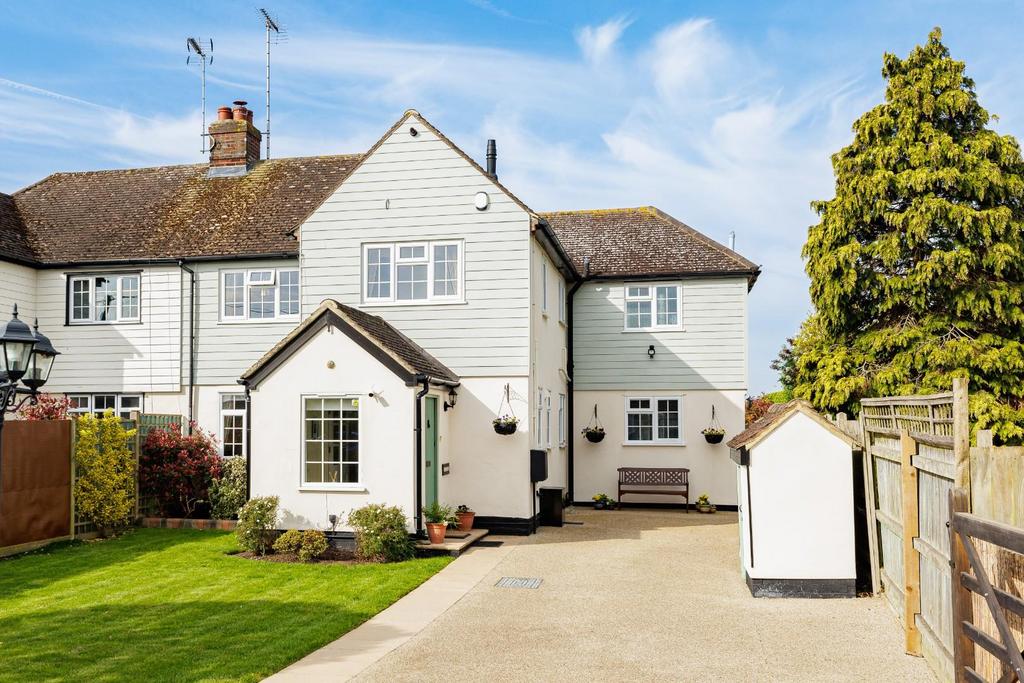 Chelmsford Road, Felsted, Dunmow 5 bed semidetached house for sale £