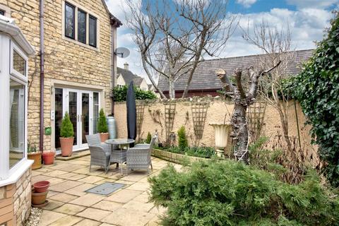 4 bedroom end of terrace house for sale, 23 The Maltings, Malmesbury