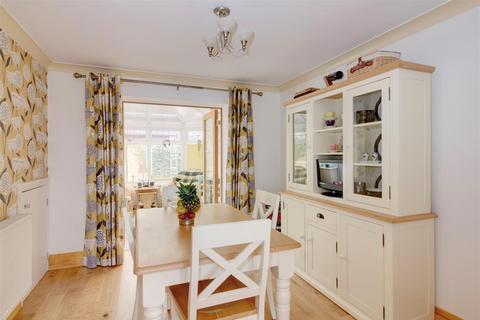 4 bedroom end of terrace house for sale, 23 The Maltings, Malmesbury