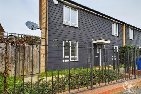 3 bedroom house for sale - The Rookery, Grays