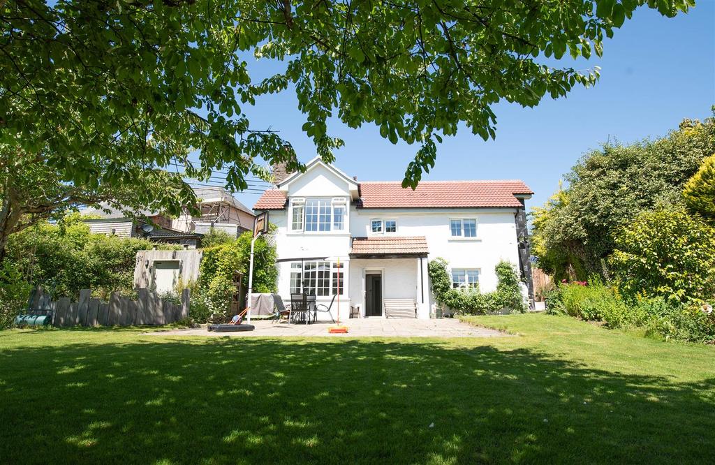 Church Hill, Knowle, Braunton 4 bed detached house £795,000