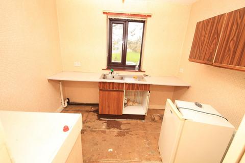 10 Flinton Grove, Bradford, BD2 3PH