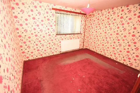 10 Flinton Grove, Bradford, BD2 3PH